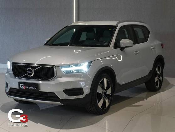 VOLVO XC40 2.0 T4 GASOLINA MOMENTUM GEARTRONIC